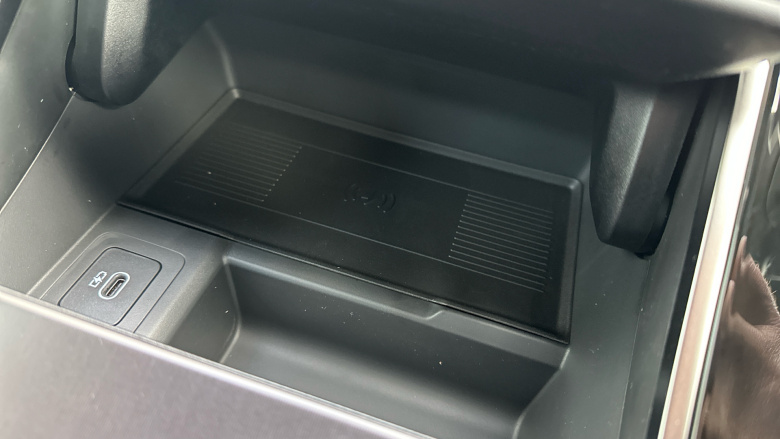 Land Rover Range Rover Evoque 2.0 D200 Edition 5dr Auto Diesel Hatchback